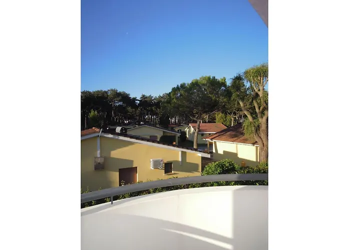 Spacious With Terraces And Fireplace