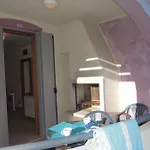Апартаменти Spacious With Terraces And Fireplace Бібіоне