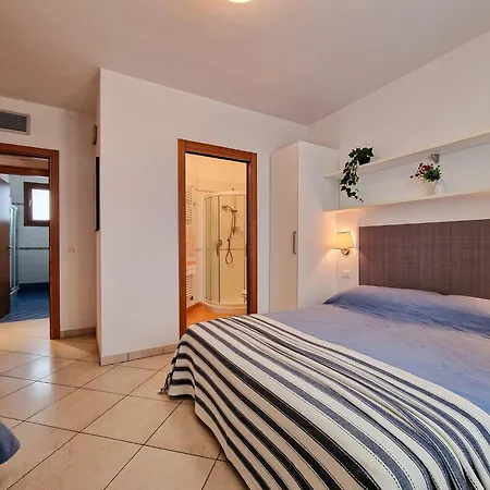Spacious With Terraces And Fireplace * ビビオーネ