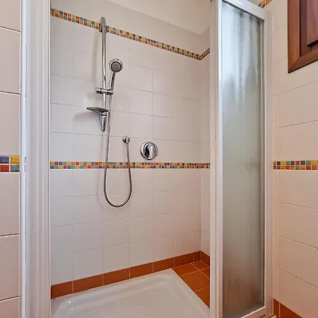 Spacious With Terraces And Fireplace *