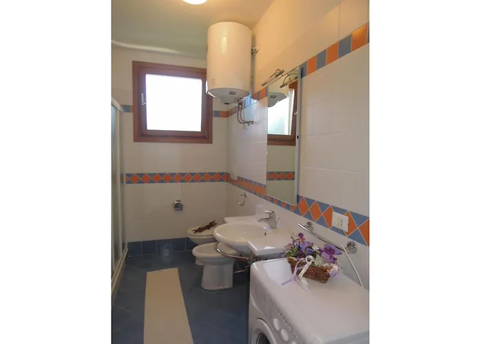 Spacious With Terraces And Fireplace *